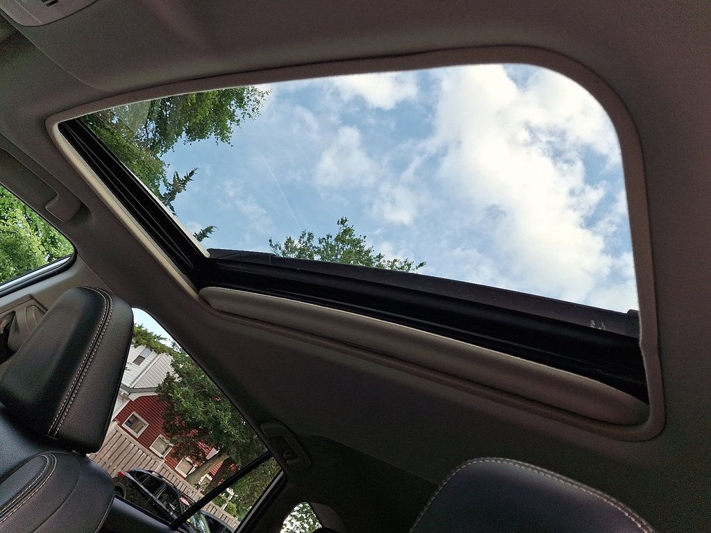 Thumbnail: 2014 Toyota RAV4 - 14