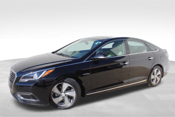 Used Car 2016 Hyundai Sonata Hybrid  Limited For Sale Under $12,000 In Georgetown, Texas