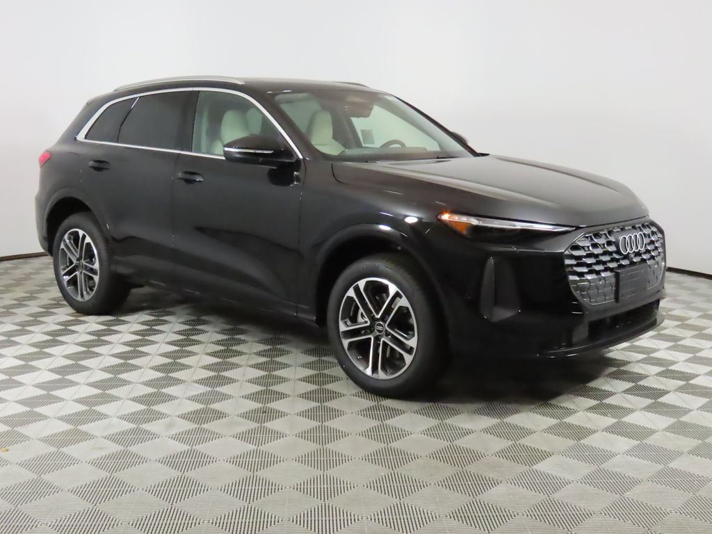 Thumbnail: 2025 Audi Q5 - 7