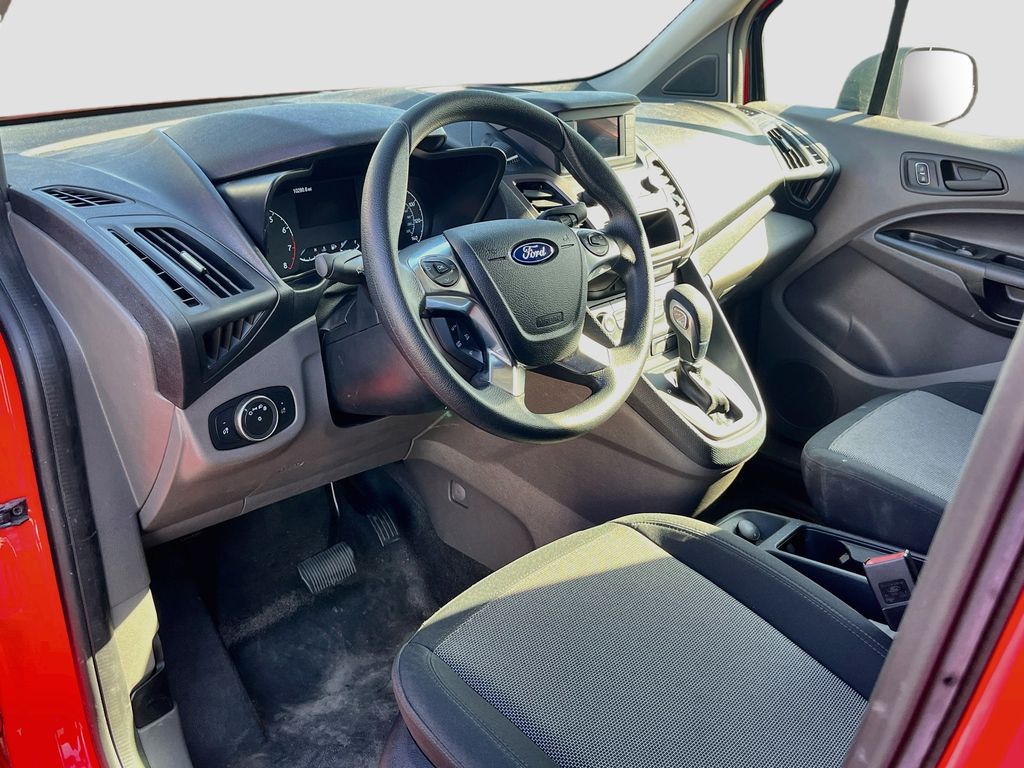 Used 2023 Red Ford XL image 9