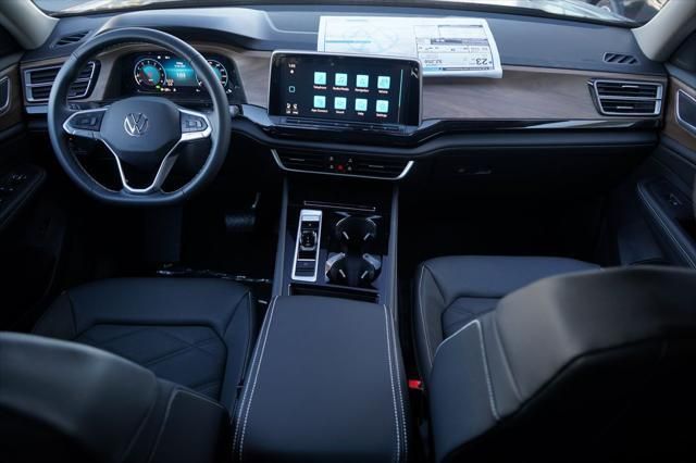 Thumbnail: 2026 Volkswagen Atlas - 9