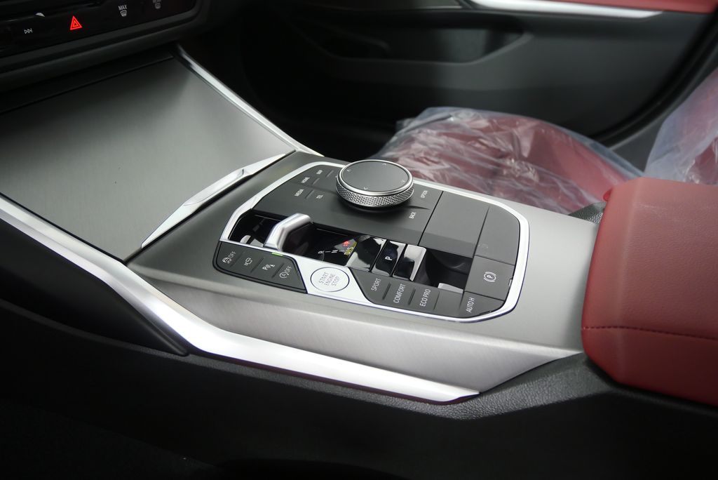 2025 BMW 3 Series 330i 21