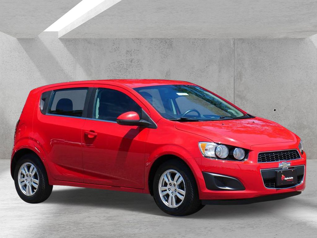 2013 Chevrolet Sonic LT Hatchback FWD