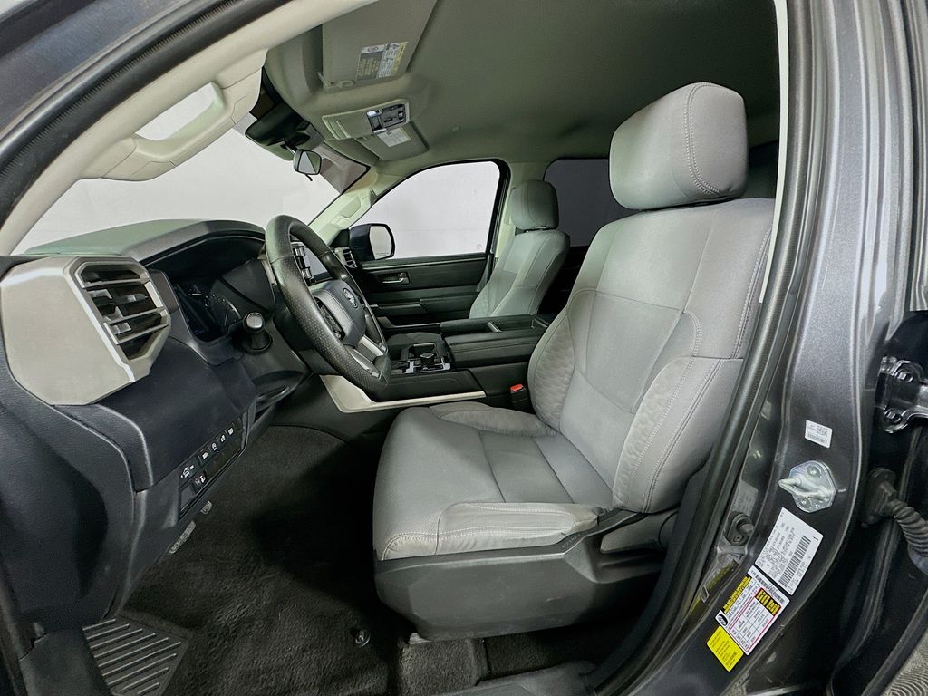 Thumbnail: 2023 Toyota Tundra - 21