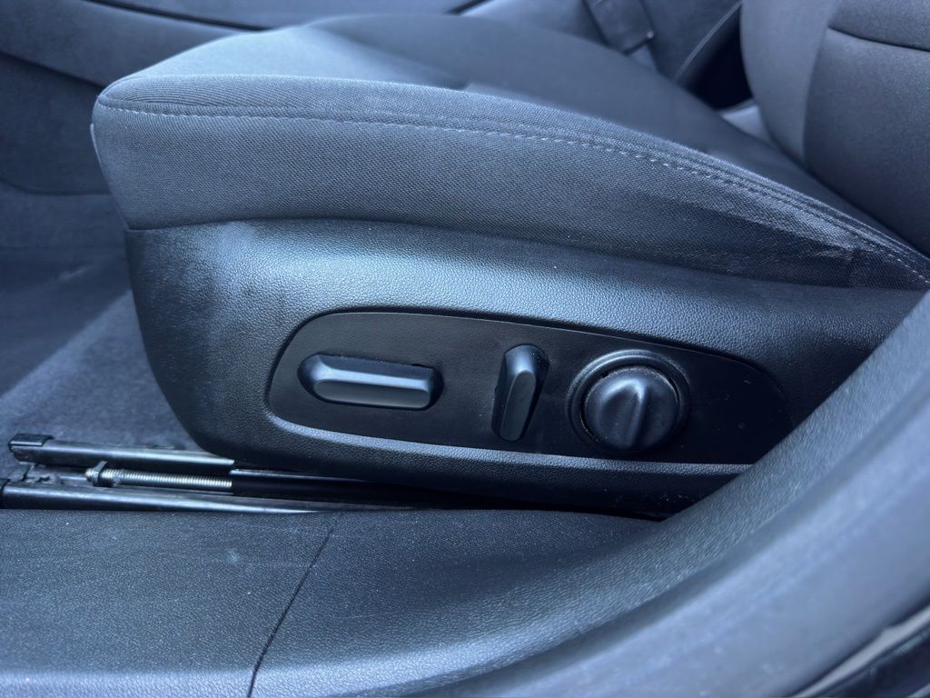 2021 Chevrolet Malibu RS - 7