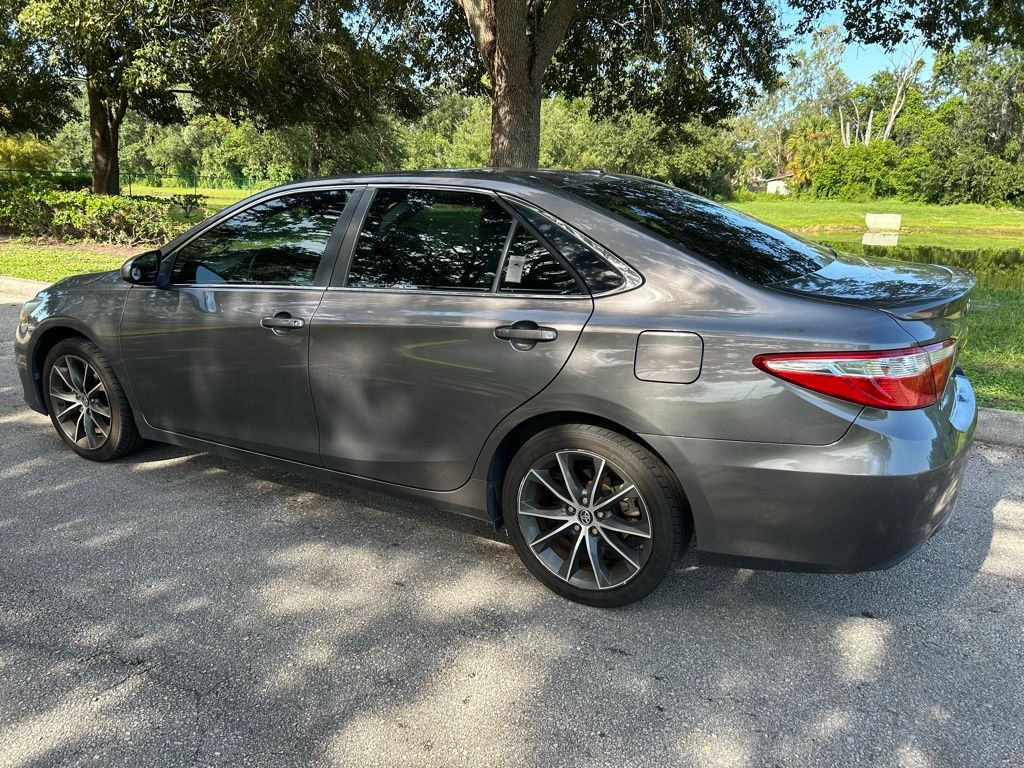 Thumbnail: 2016 Toyota Camry - 3