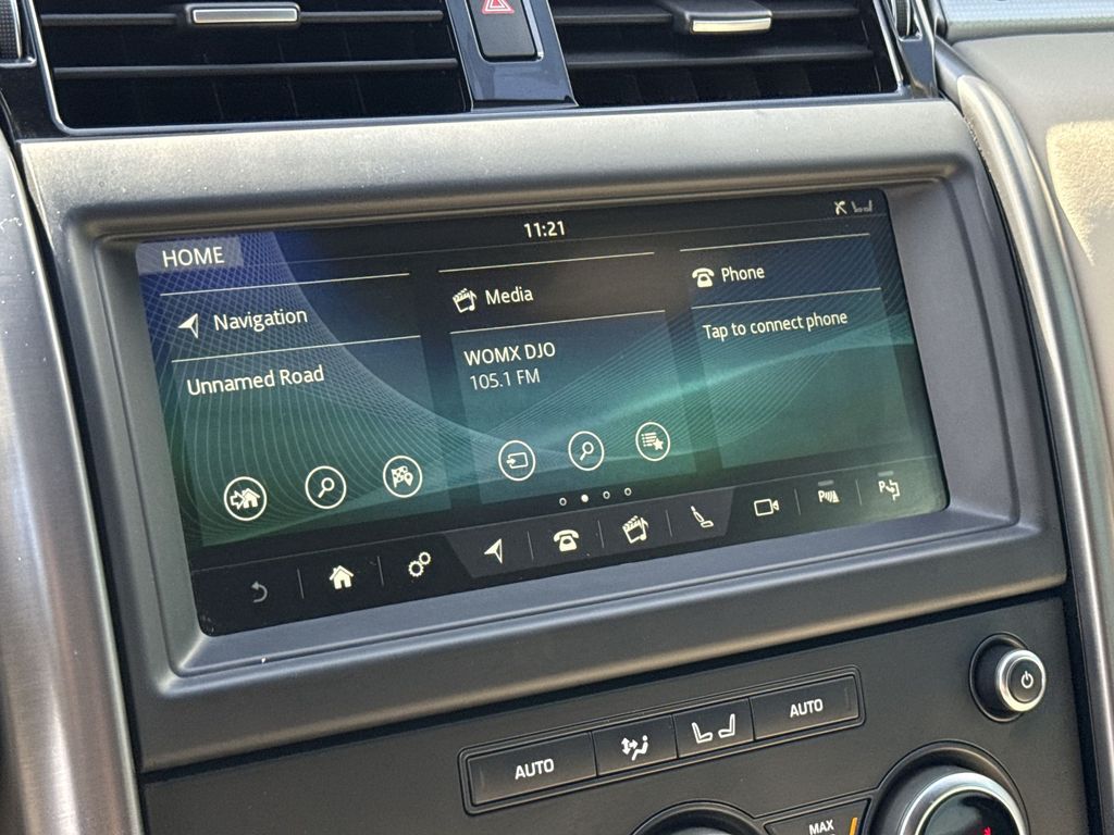 Thumbnail: 2020 Land Rover Discovery - 12