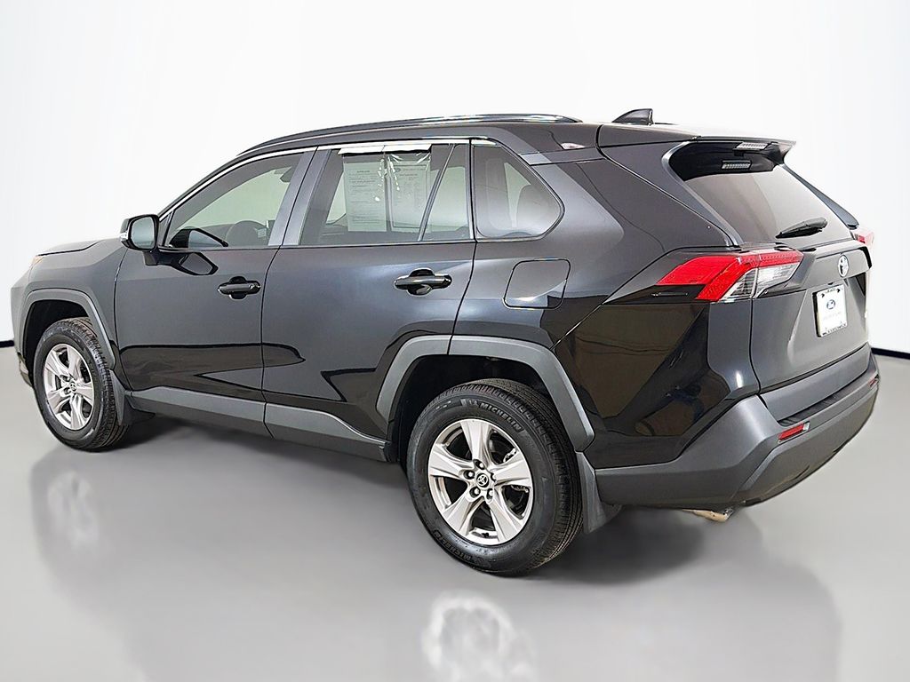 Used 2025 Black Toyota XLE image 9