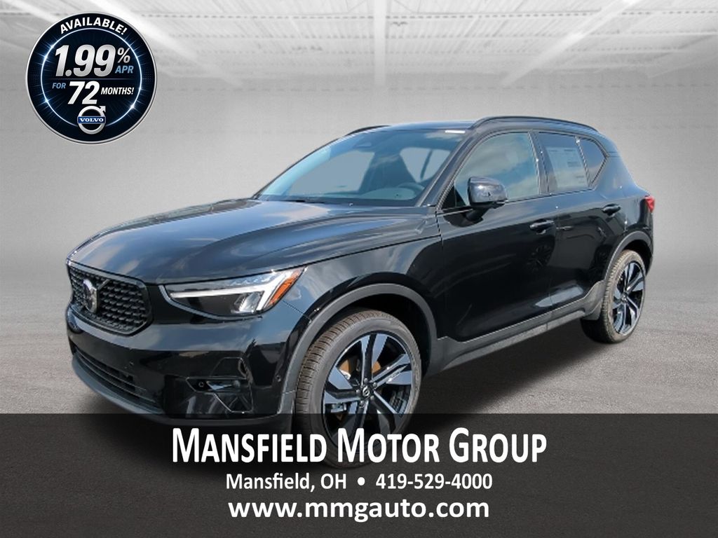 Onyx Black 2026 Volvo XC40 SUV / Crossover All-Wheel Drive Automatic