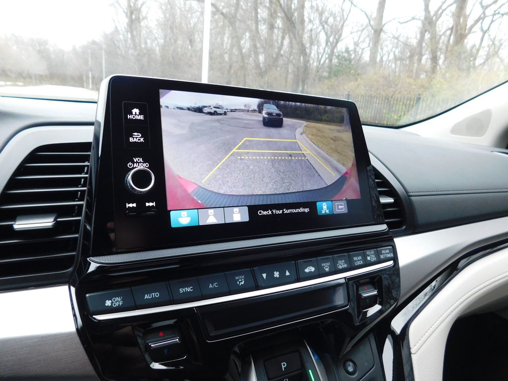 Thumbnail: 2025 Honda Odyssey - 11