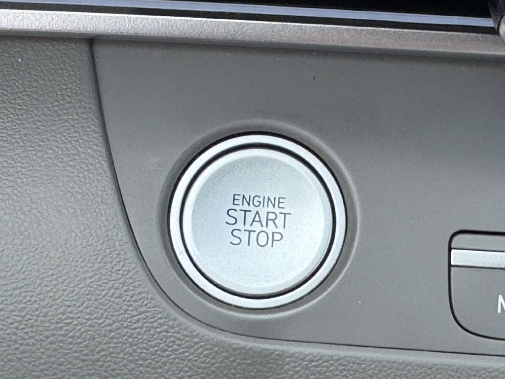 Used 2024 Hyundai Elantra Sedan
