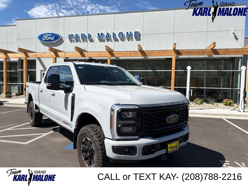 Avalanche 2026 Ford F-250 Super Duty Pickup Truck Four-Wheel Drive Automatic