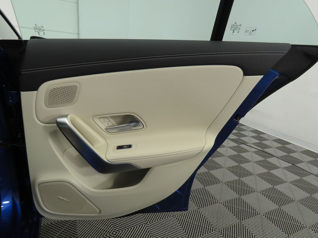 Thumbnail: 2025 Mercedes-Benz CLA - 28