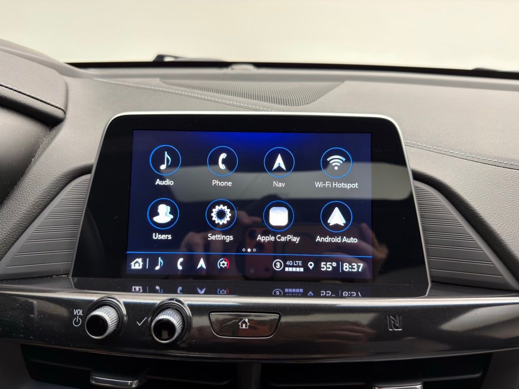 Thumbnail: 2021 Cadillac CT4 - 14