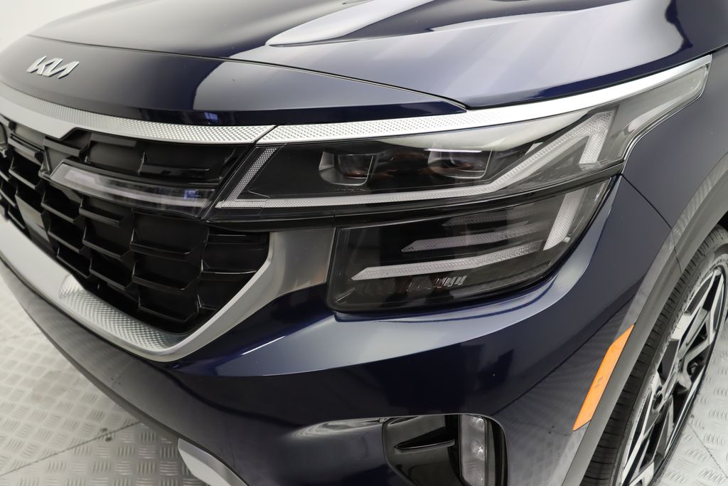 Thumbnail: 2024 Kia Seltos - 3