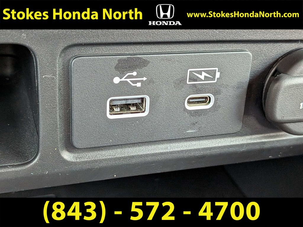 Used 2025 Honda Pilot SUV