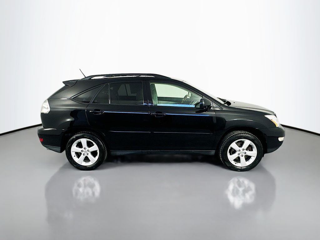 Used 2005 Black Lexus 330 image 9