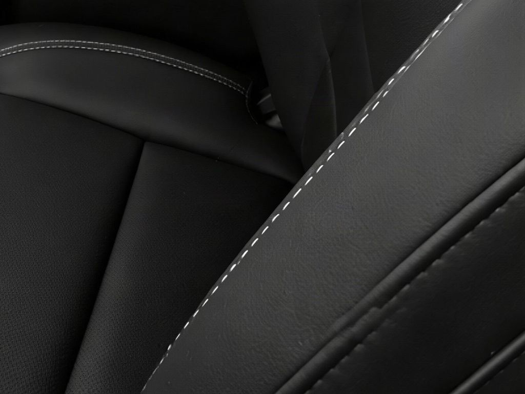 New 2027 Agate Black Metallic Ford Platinum image 18