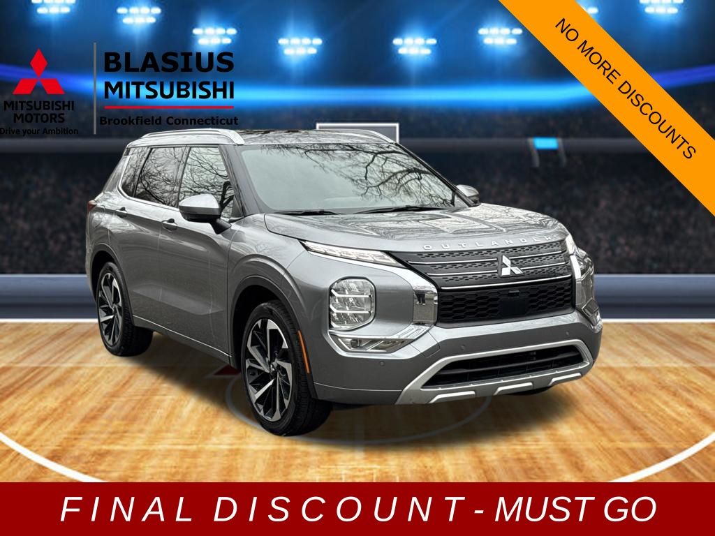 Gray 2022 Mitsubishi Outlander SEL FWD SUV / Crossover Front-Wheel Drive Continuously Variable Transmission