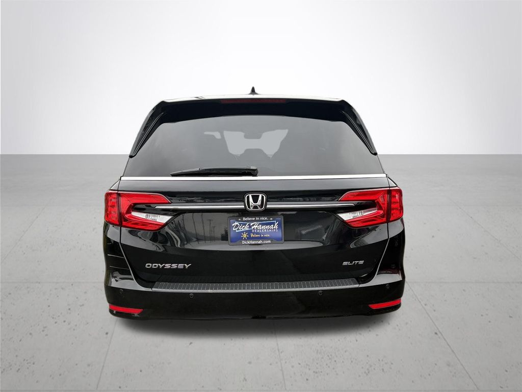 2022 Honda Odyssey Elite