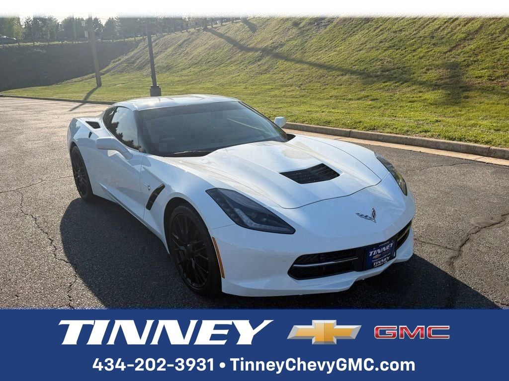 Arctic White 2019 Chevrolet Corvette Stingray 2LT Coupe RWD Coupe Rear-Wheel Drive 8-Speed Automatic