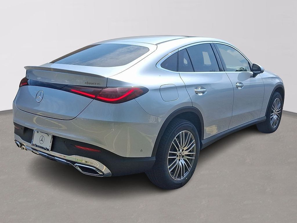 Thumbnail: 2025 Mercedes-Benz GLC - 3