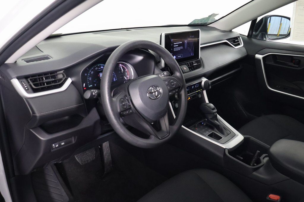 Thumbnail: 2025 Toyota RAV4 - 7