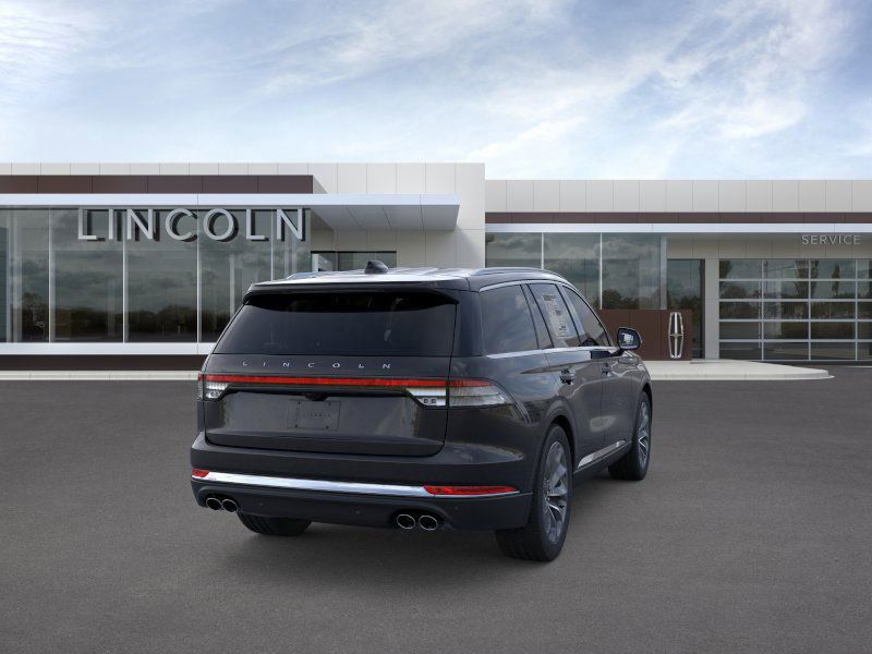 Thumbnail: 2025 Lincoln Aviator - 8
