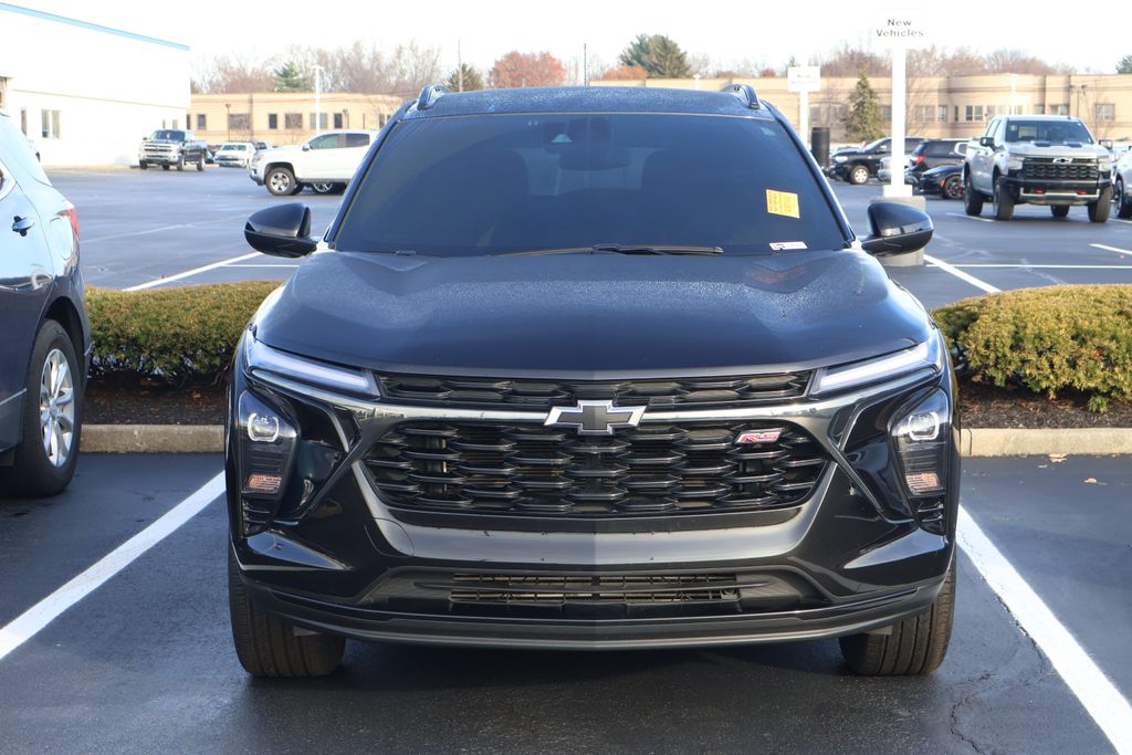 Thumbnail: 2024 Chevrolet Trax - 2