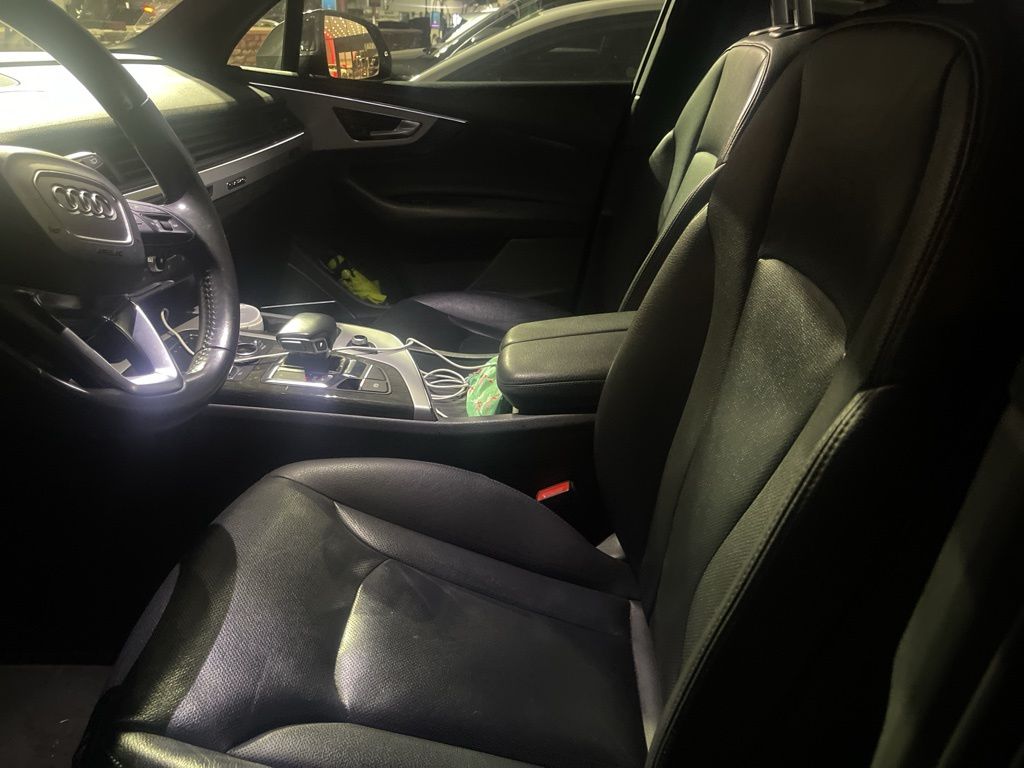 Thumbnail: 2018 Audi Q7 - 11