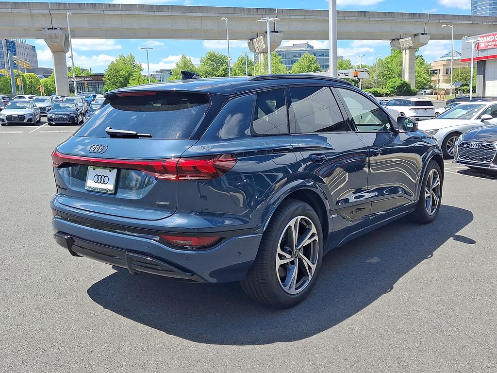 Thumbnail: 2027 Audi Q6 e-tron - 3