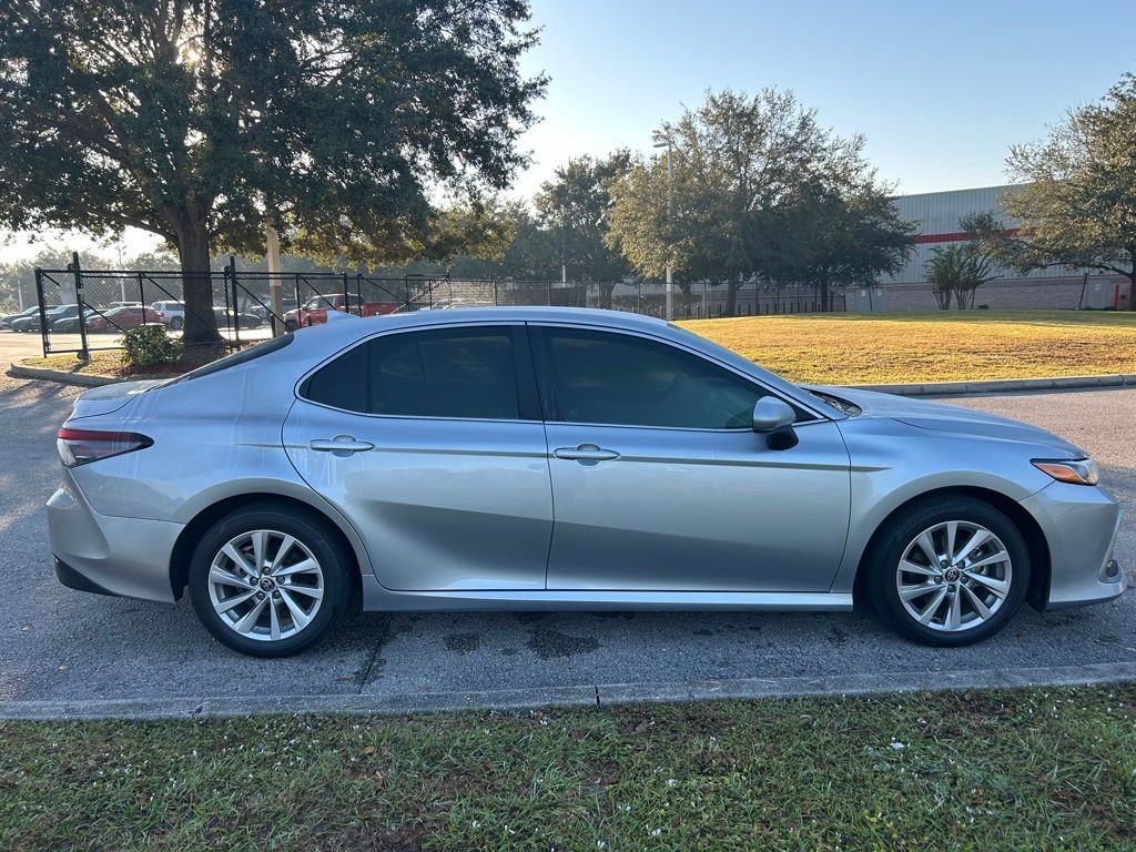 Thumbnail: 2023 Toyota Camry - 6