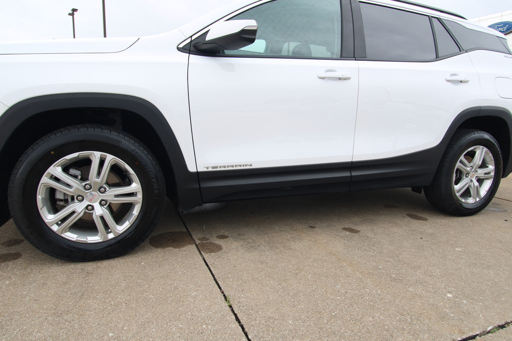 Used 2024 GMC Terrain SUV