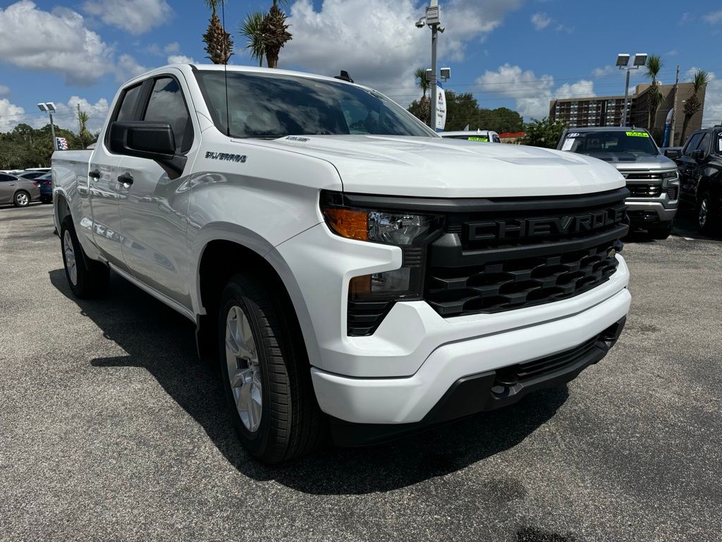 2025 Chevrolet Silverado 1500 Custom 10