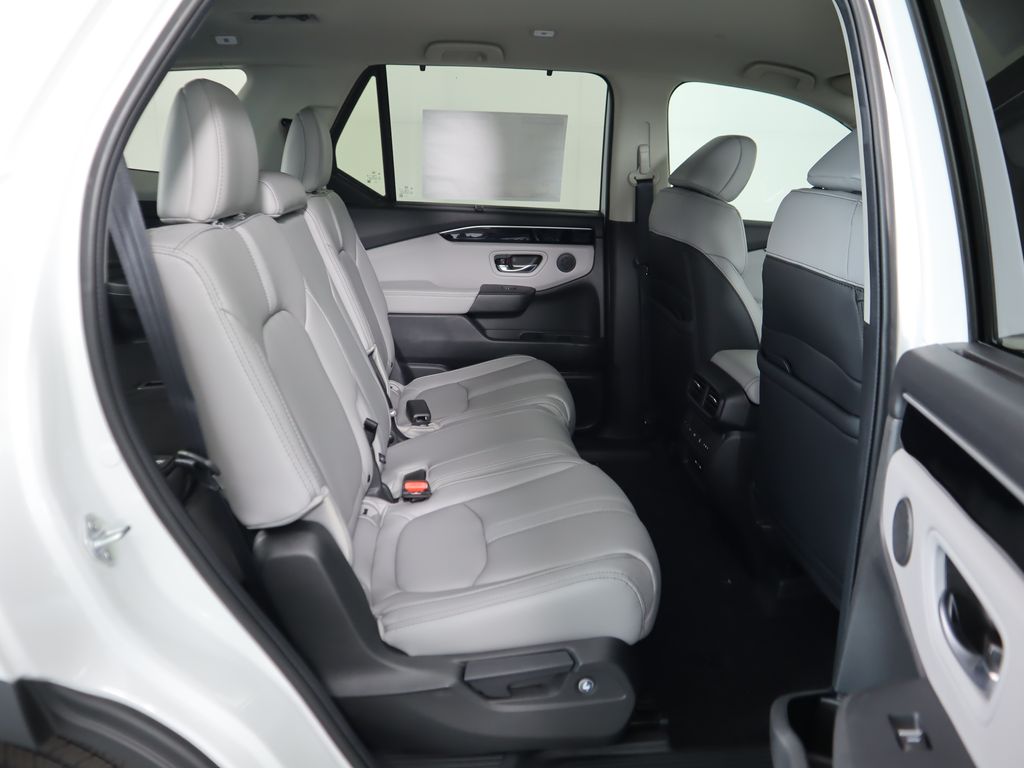 Thumbnail: 2025 Honda Pilot - 22