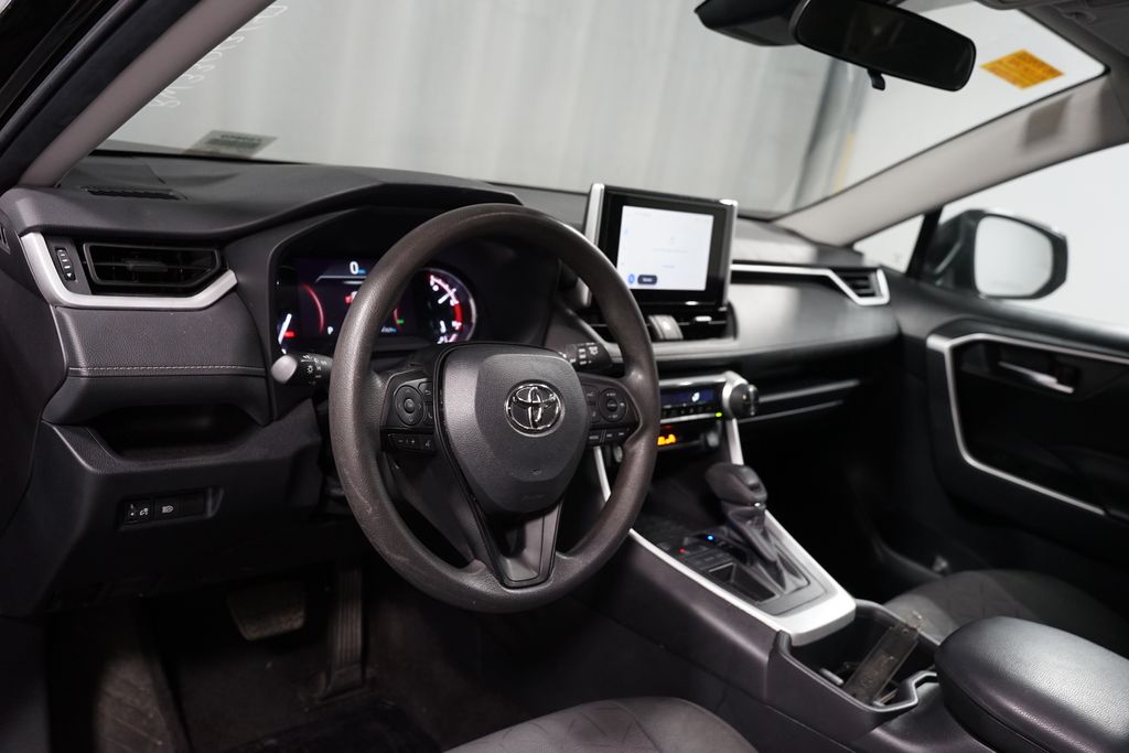 Thumbnail: 2024 Toyota RAV4 - 7