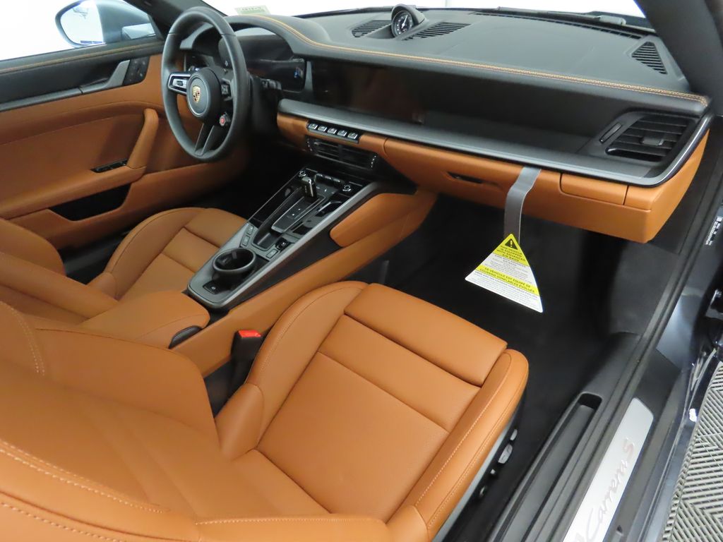 Thumbnail: 2025 Porsche 911 - 21