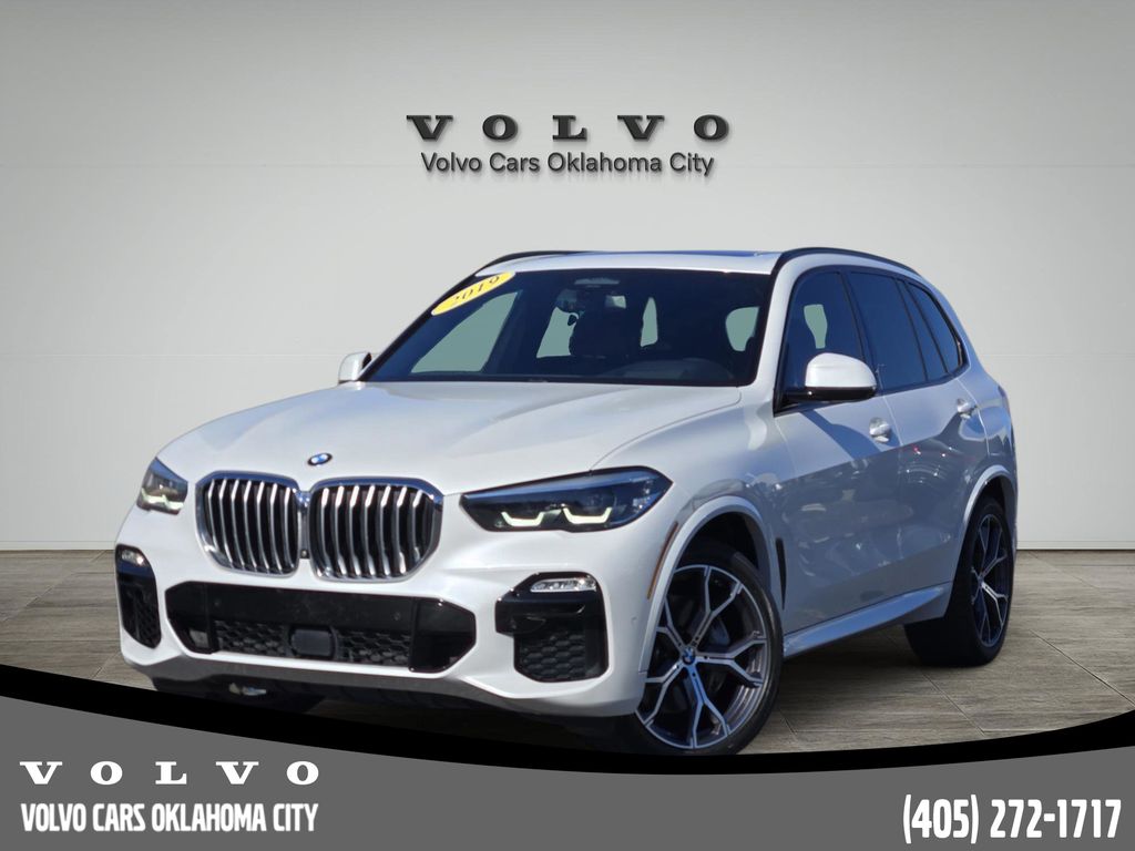 2019 BMW X5 50i's photo