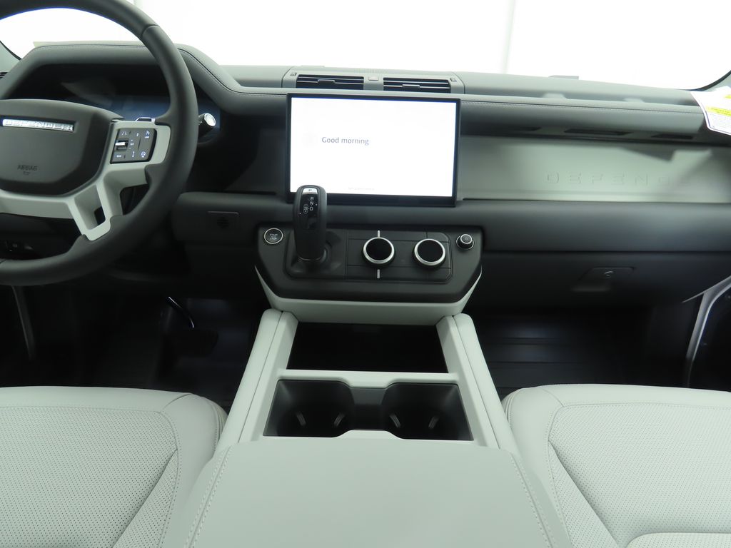 Thumbnail: 2025 Land Rover Defender - 14