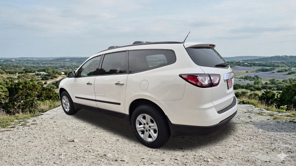 Used Car 2015 Chevrolet Traverse  Ls For Sale Under $10,000 In Austin, Texas