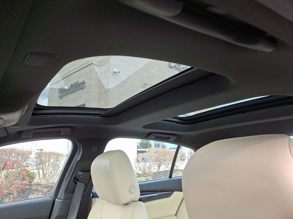 Thumbnail: 2021 Cadillac CT5 - 15