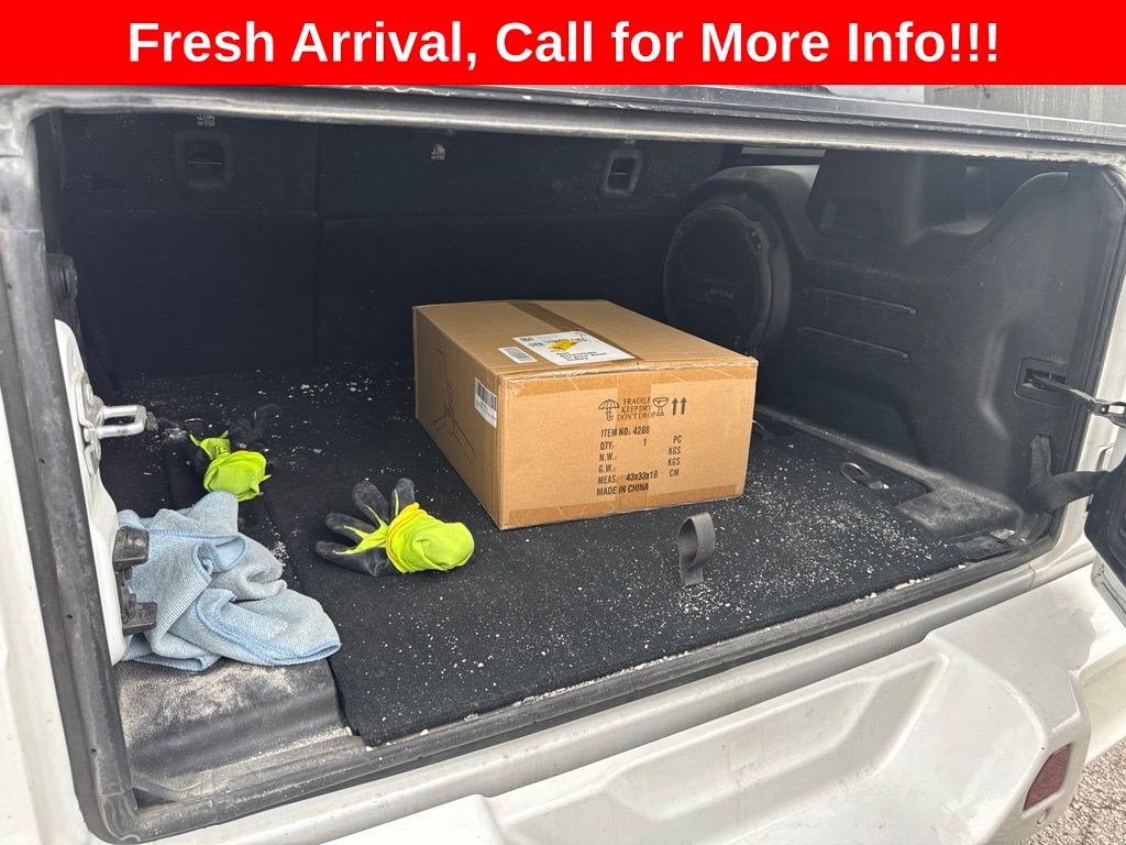 2022 Bright White Clearcoat Jeep Wrangler Unlimited Sahara High Altitude 4X4 SUV