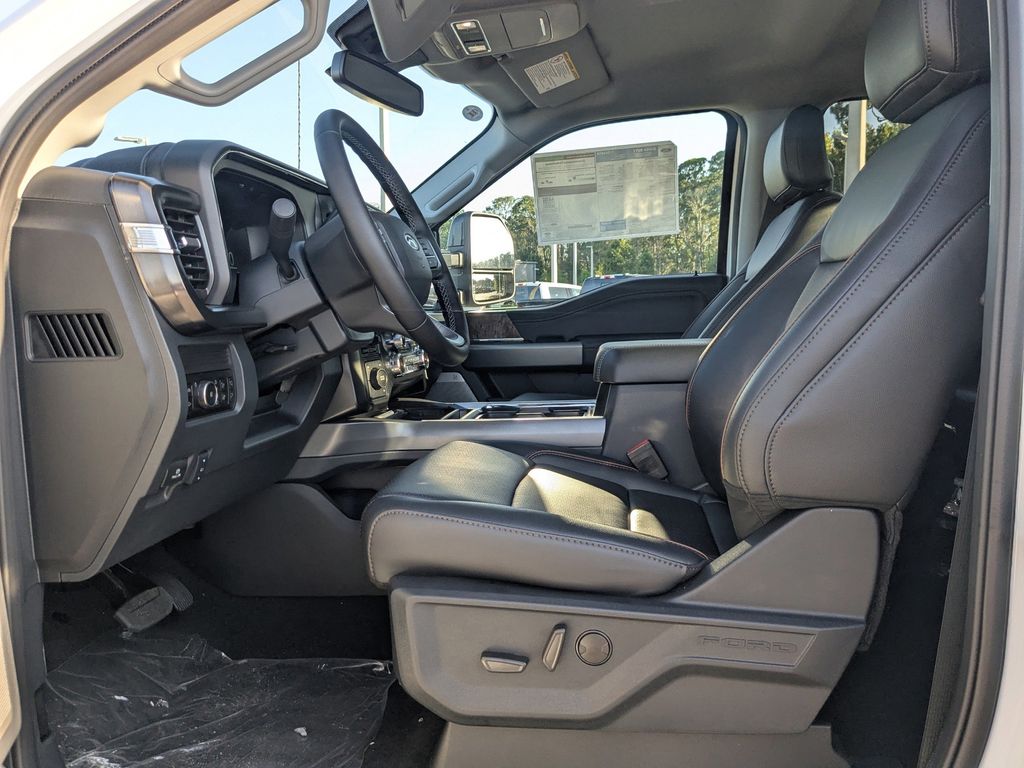 2025 Ford F-250 Super Duty Lariat
