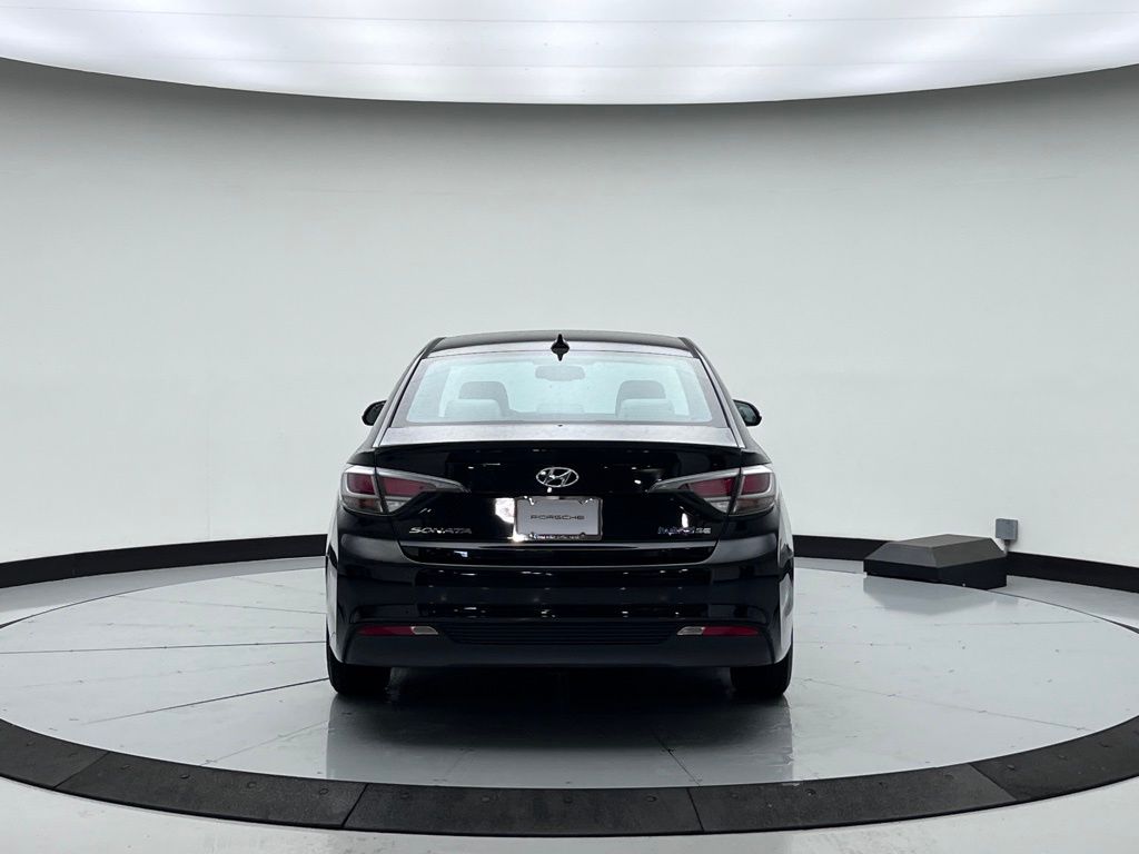 2016 Hyundai Sonata SE 6