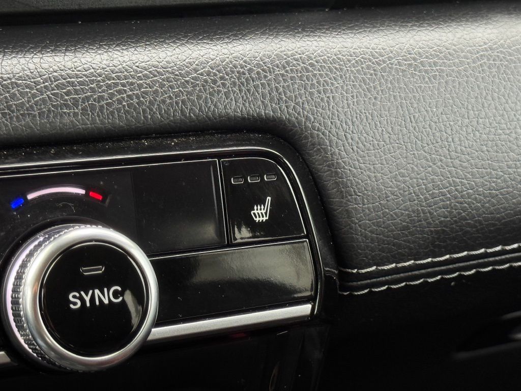 2024 Honda Pilot Touring  at Community Honda