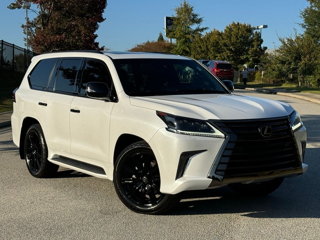 2021 Lexus LX 570 2