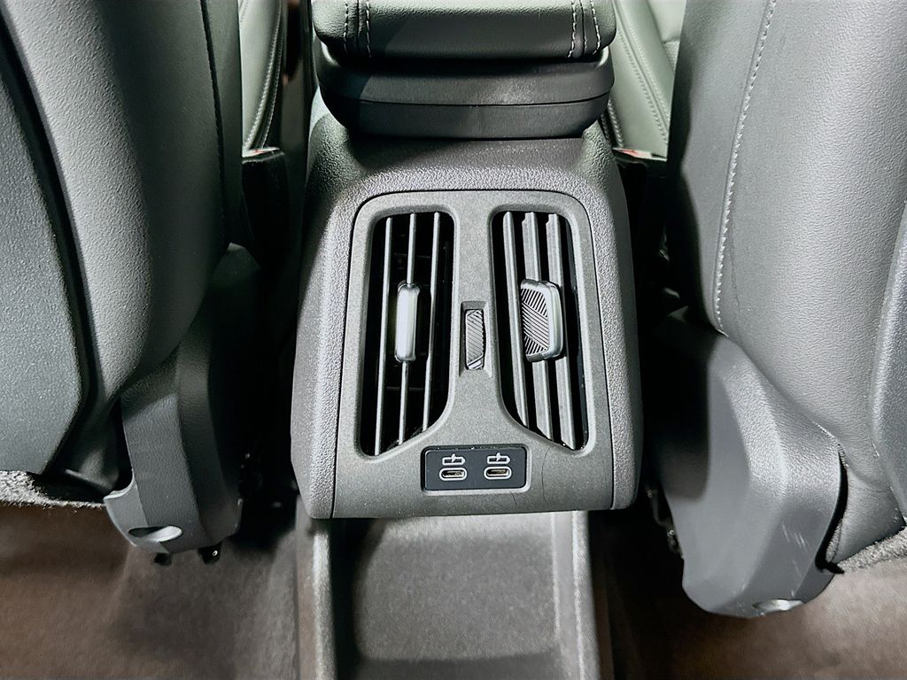 Thumbnail: 2025 BMW X1 - 25