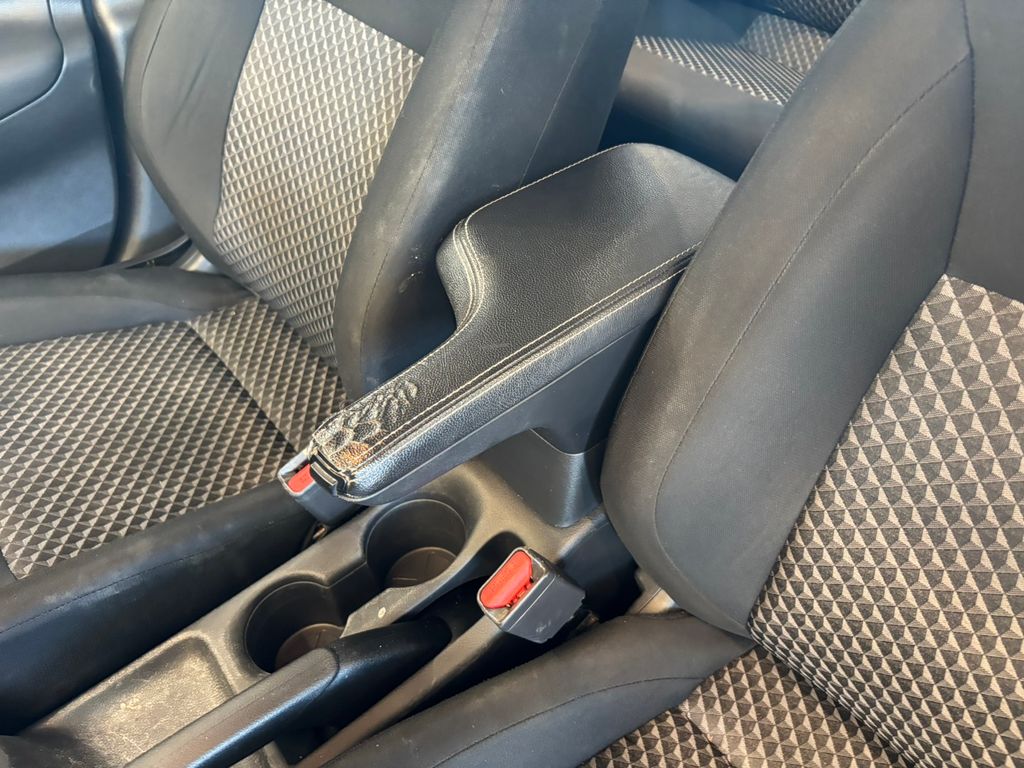 2022 Nissan Versa 1.6 S