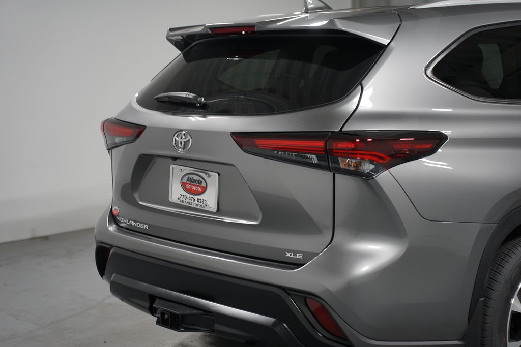 2025 Toyota Highlander XLE 9