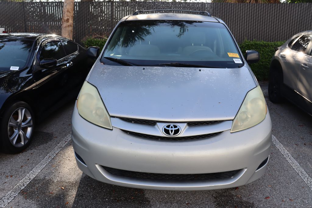 2006 Toyota Sienna LE 5